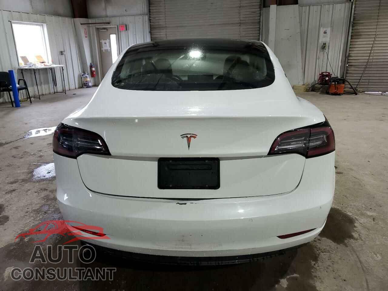 TESLA MODEL 3 2022 - 5YJ3E1EB9NF290133