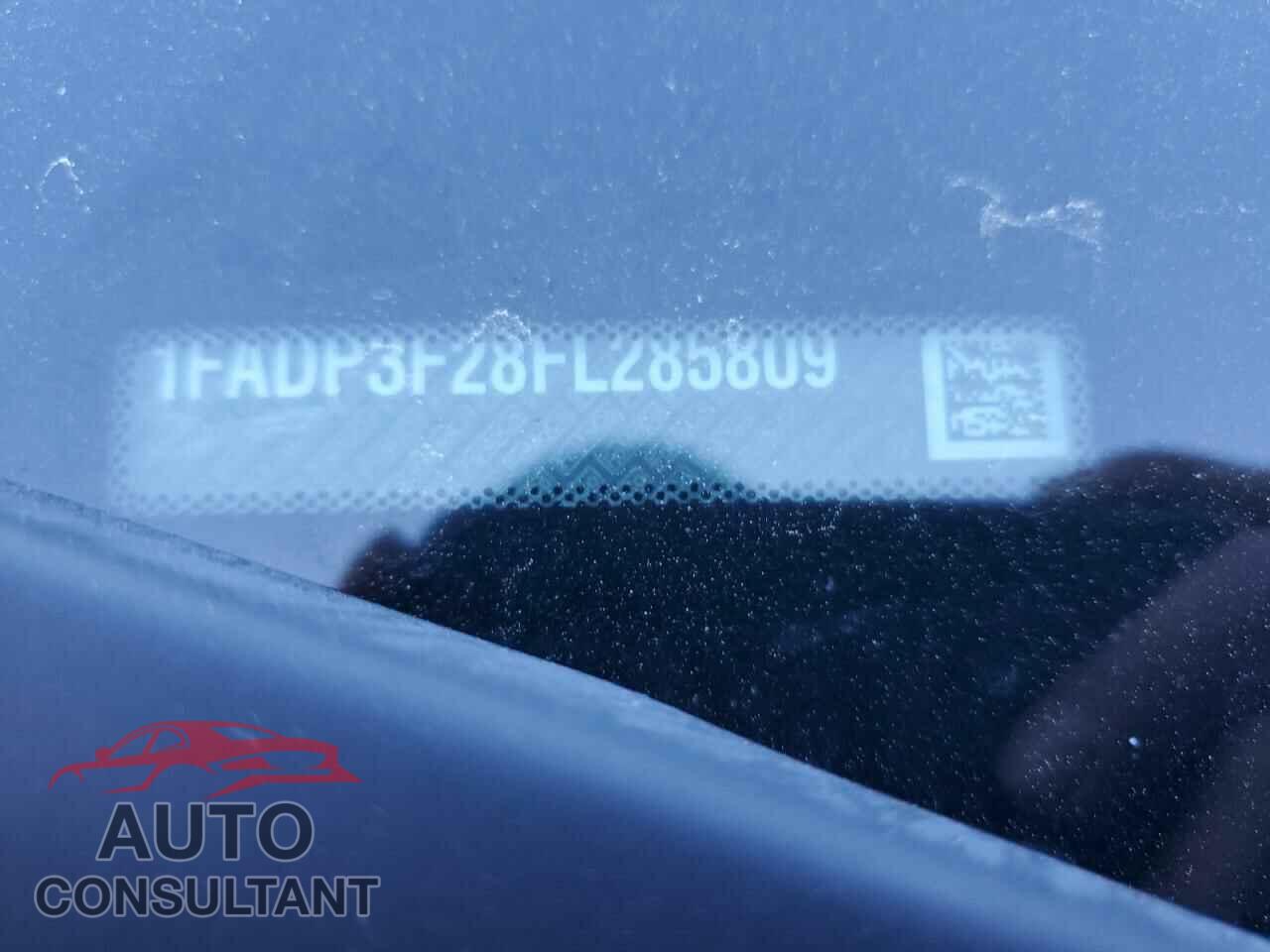 FORD FOCUS 2015 - 1FADP3F28FL285809