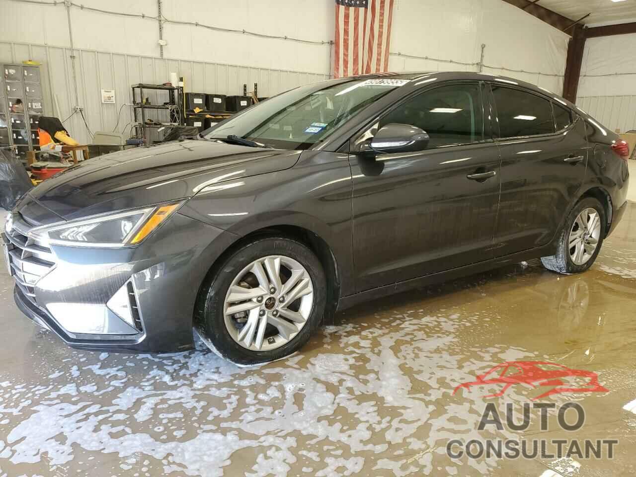 HYUNDAI ELANTRA 2020 - 5NPD84LF3LH549801