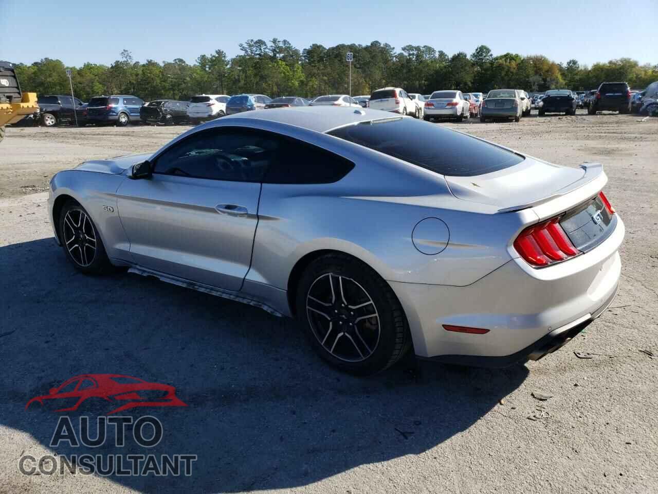 FORD MUSTANG 2019 - 1FA6P8CF0K5138945