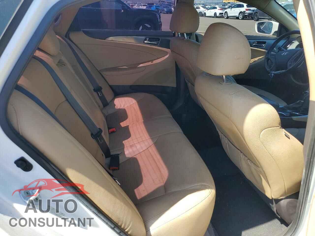 HYUNDAI SONATA 2015 - KMHEC4A44FA121540