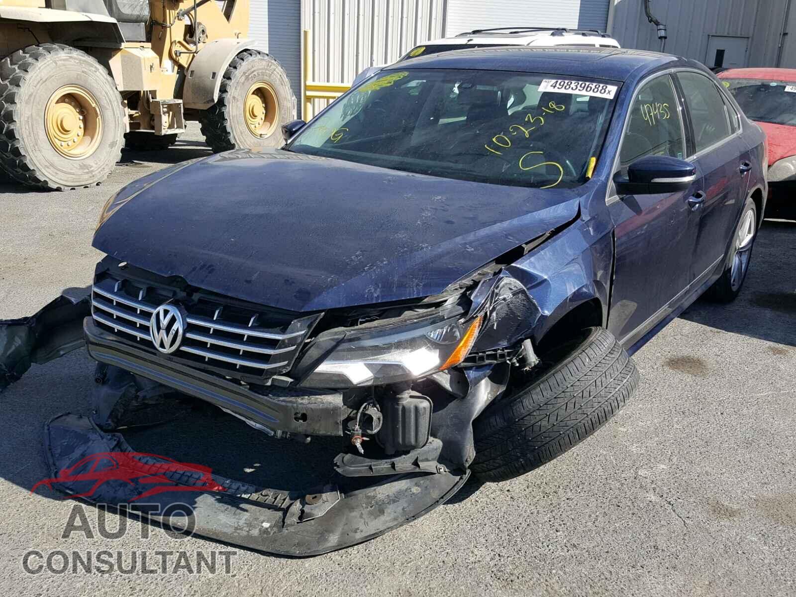 VOLKSWAGEN PASSAT 2015 - 1VWCV7A31FC074208