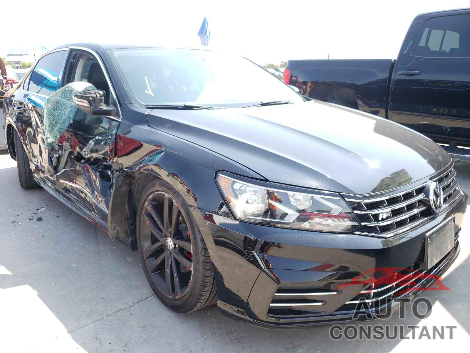 VOLKSWAGEN PASSAT 2016 - 1VWAT7A33GC042438
