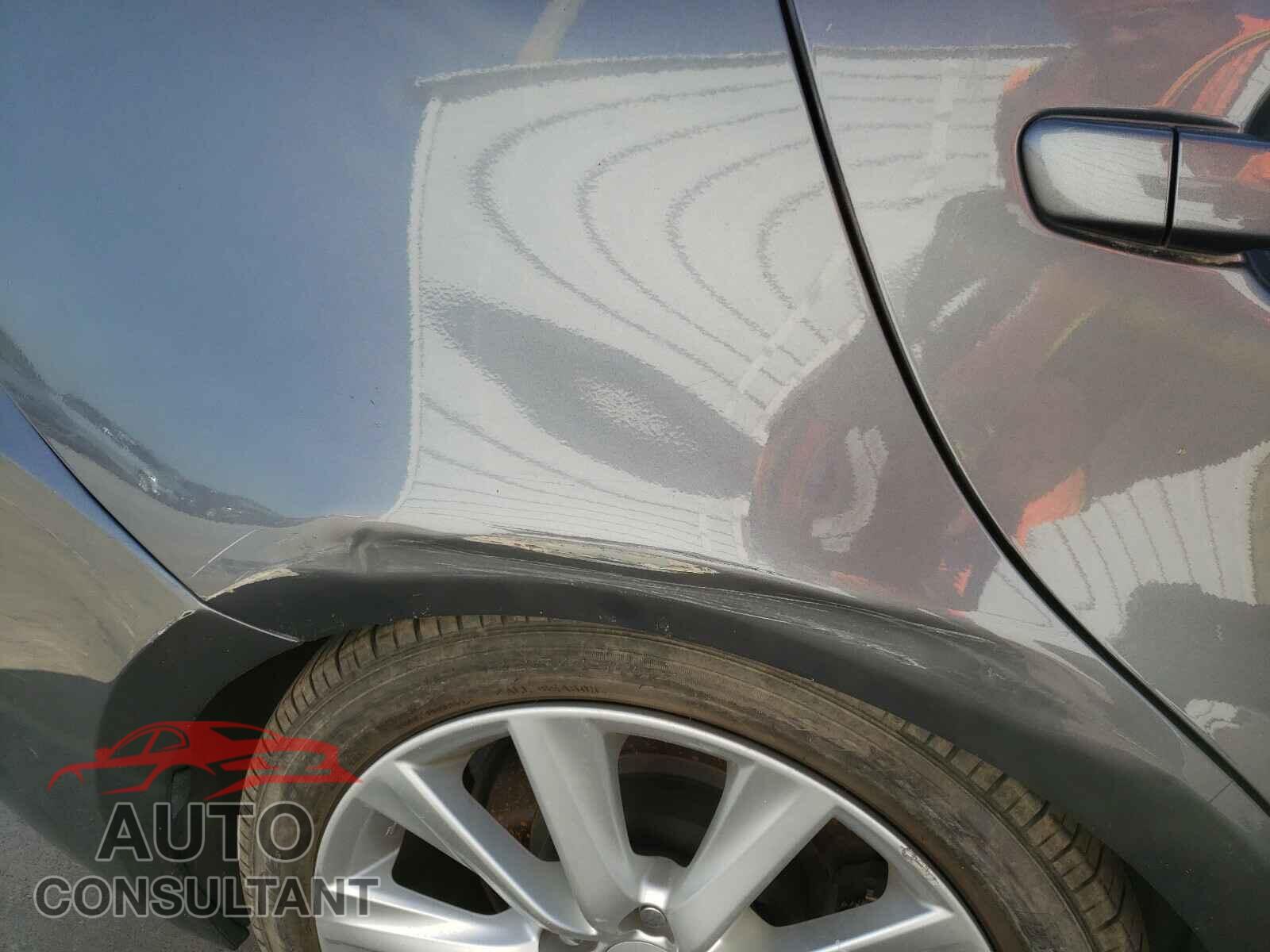 LEXUS IS 2016 - JTHBA1D29G5016930