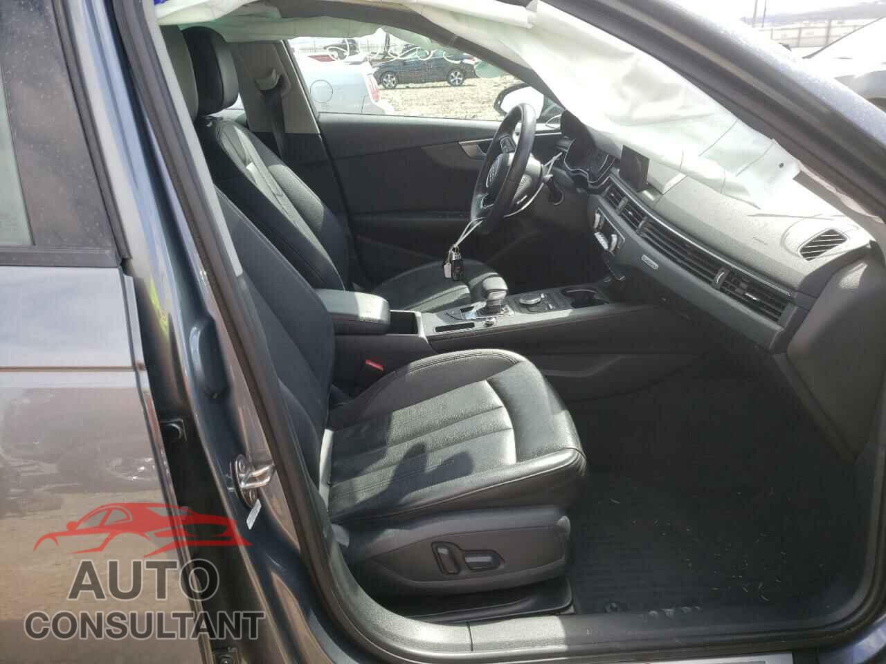 AUDI A4 2018 - WAUDNAF47JA054228