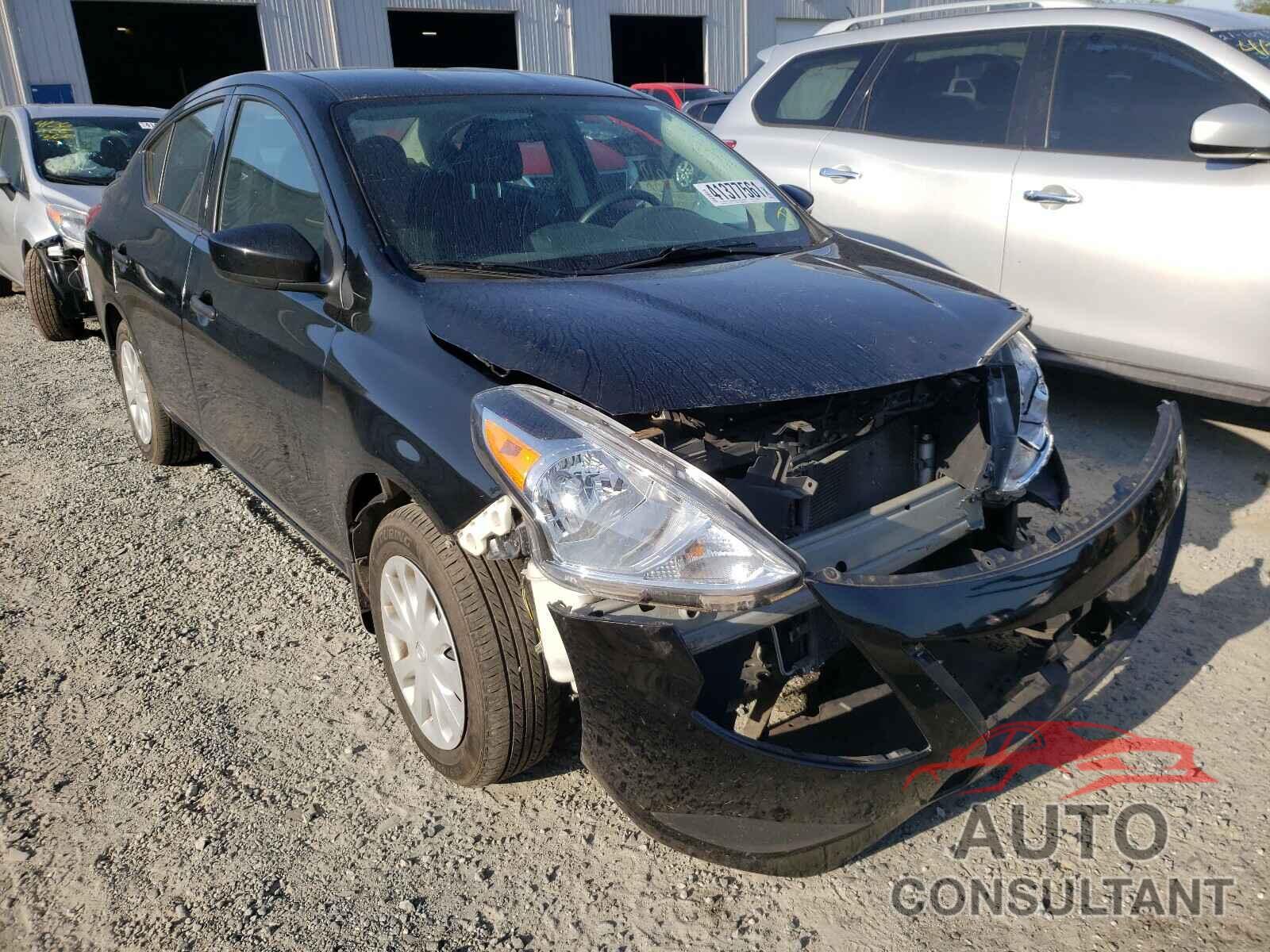 NISSAN VERSA 2019 - 3N1CN7AP0KL811731