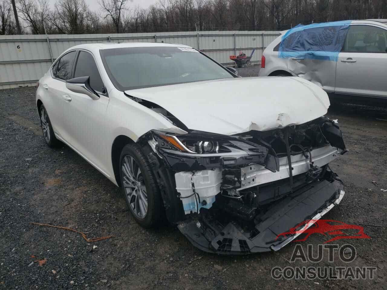 LEXUS ES300 2020 - 58AD21B1XLU008664