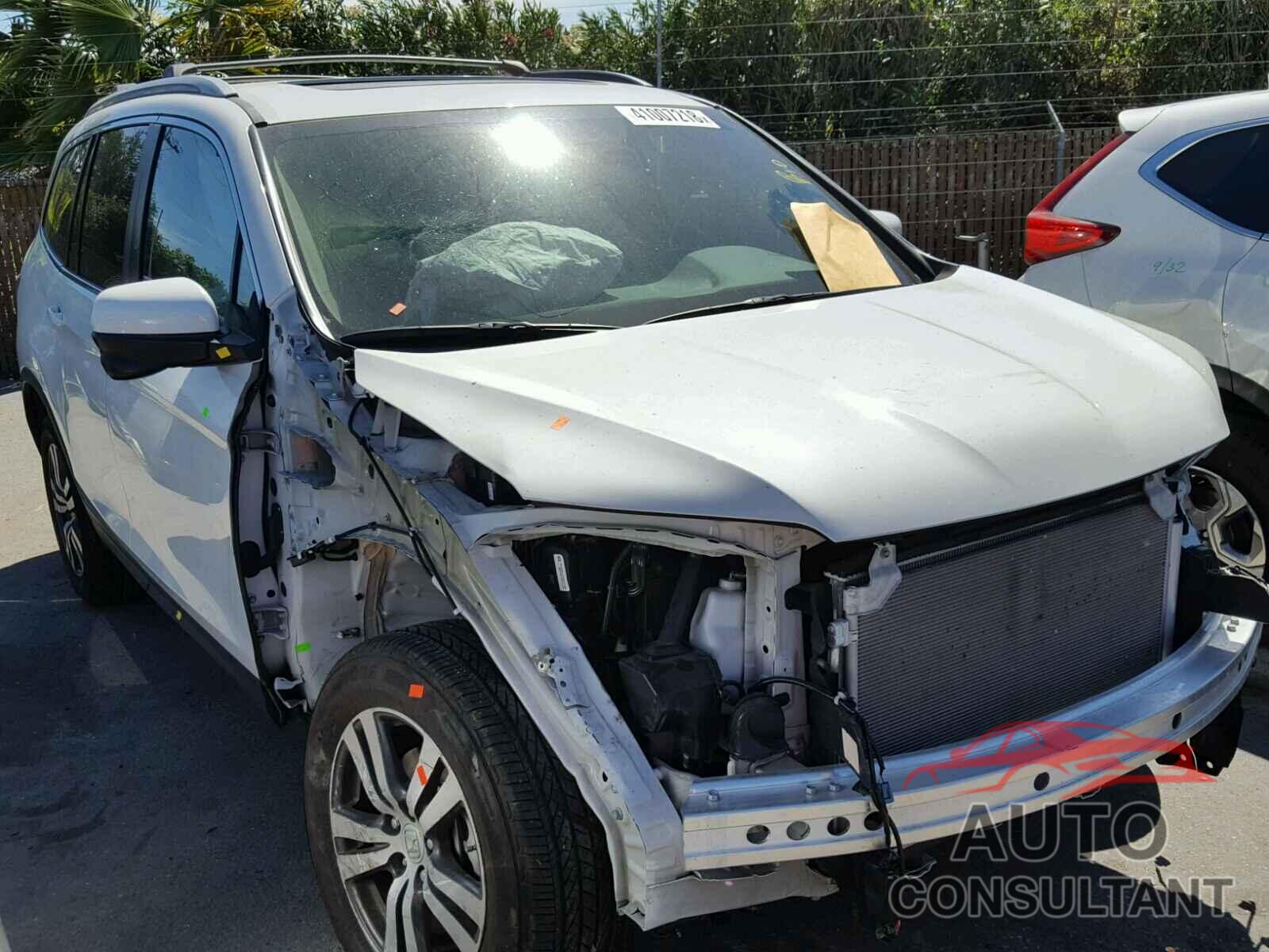 HONDA PILOT 2017 - 5FNYF6H50HB044419