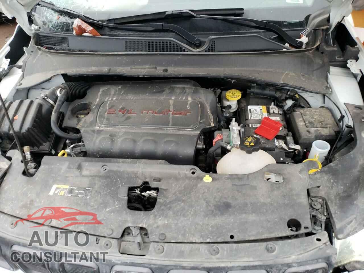 JEEP COMPASS 2022 - 3C4NJDDB7NT153328
