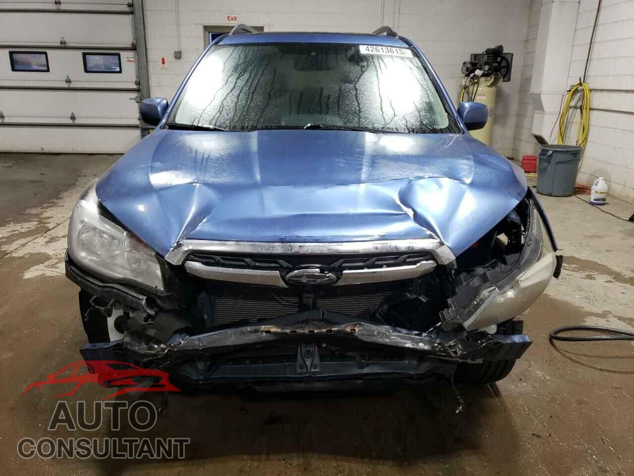 SUBARU FORESTER 2017 - JF2SJAJC8HH580357