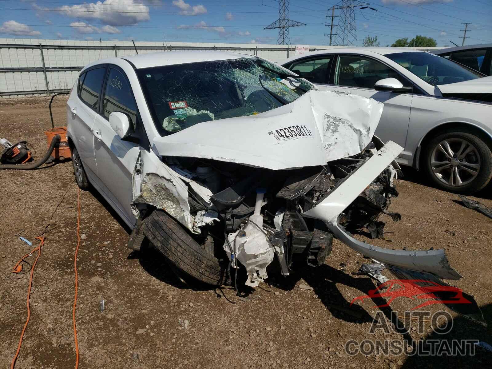 HYUNDAI ACCENT 2017 - KMHCT5AE3HU310672