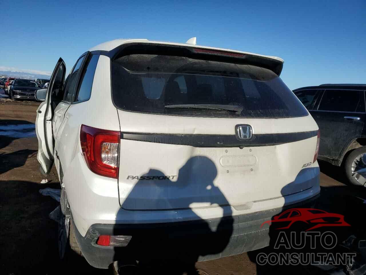 HONDA PASSPORT 2019 - 5FNYF8H5XKB014444