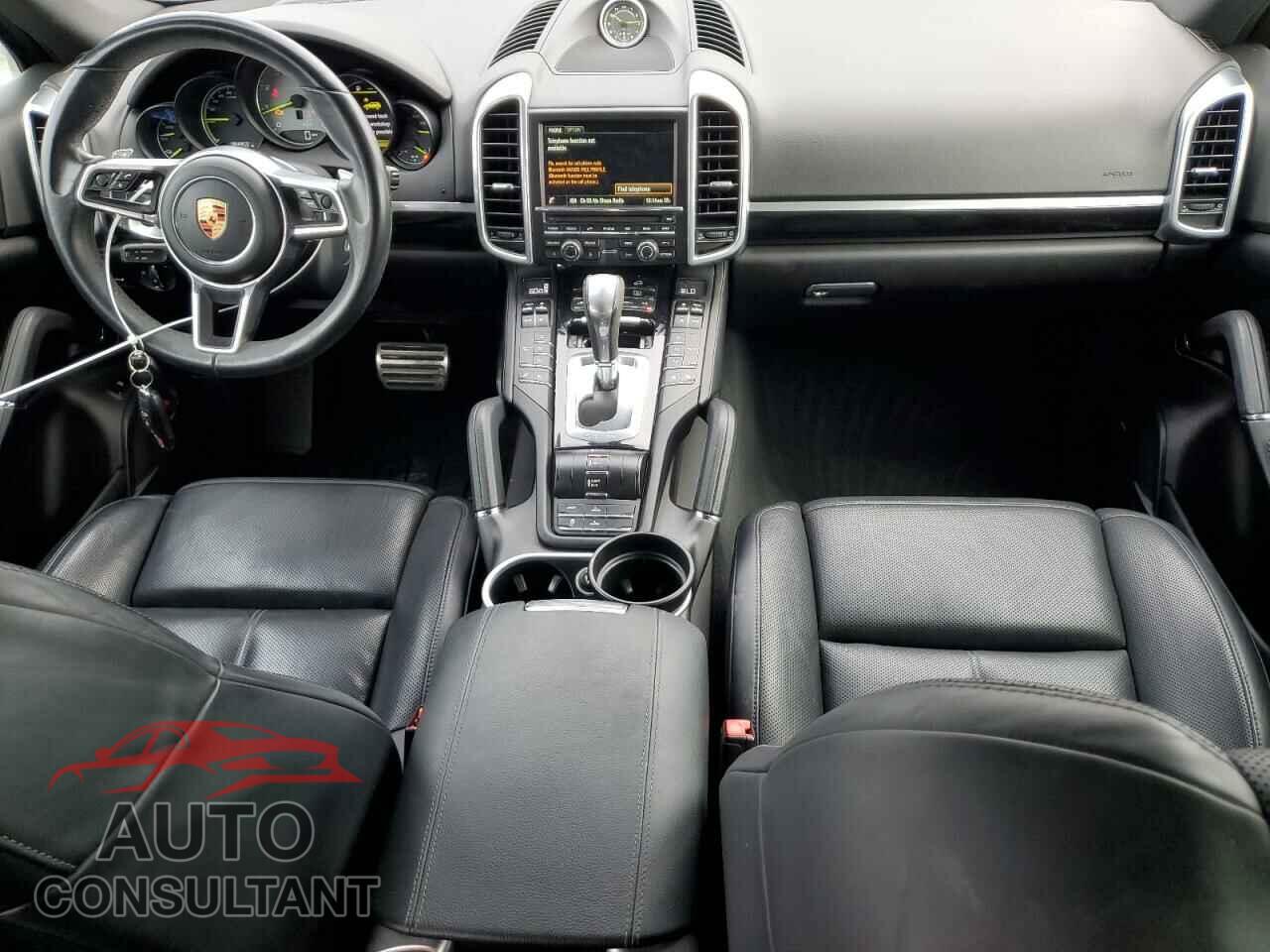 PORSCHE CAYENNE 2016 - WP1AE2A25GLA64558