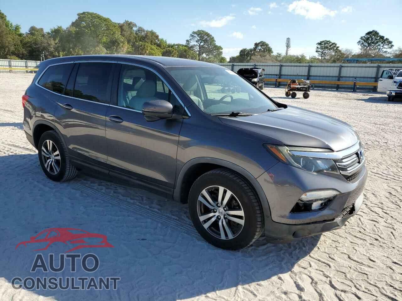 HONDA PILOT 2017 - 5FNYF5H56HB027313