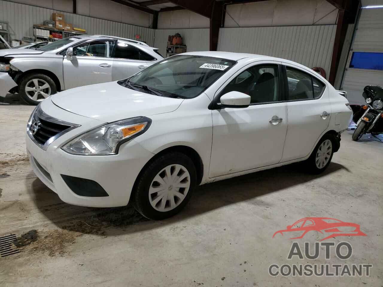 NISSAN VERSA 2018 - 3N1CN7AP2JK403381