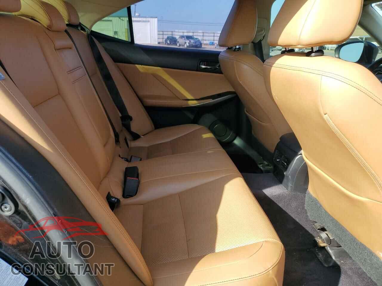 LEXUS IS 2014 - JTHBF1D24E5009222