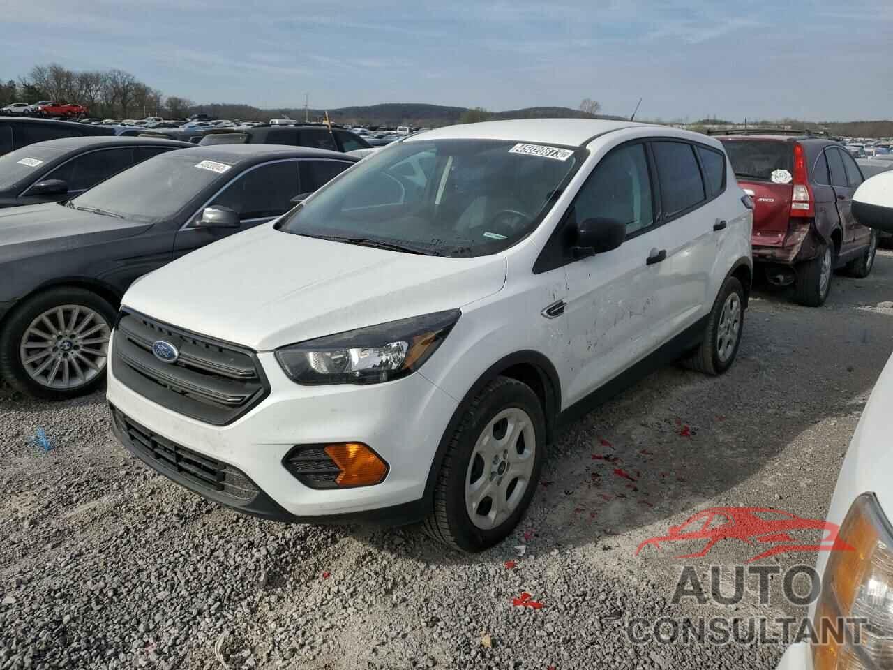 FORD ESCAPE 2018 - 1FMCU0F70JUA32619