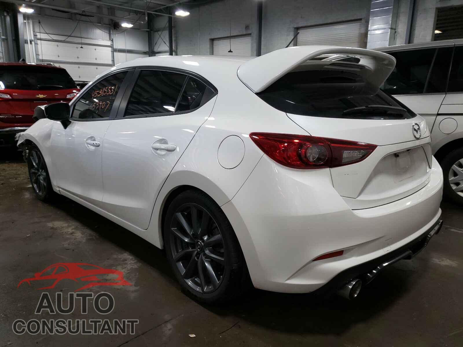 MAZDA 3 2017 - JM1BN1L33H1121326