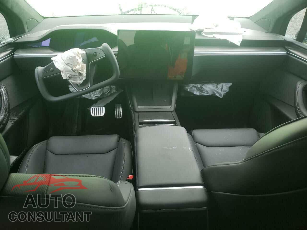 TESLA MODEL X 2023 - 7SAXCBE65PF401279