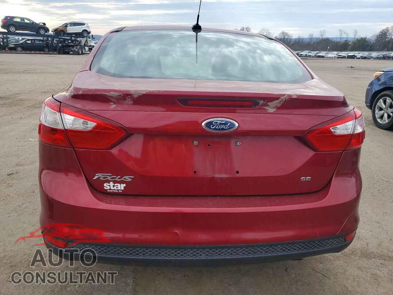 FORD FOCUS 2014 - 1FADP3F22EL449375