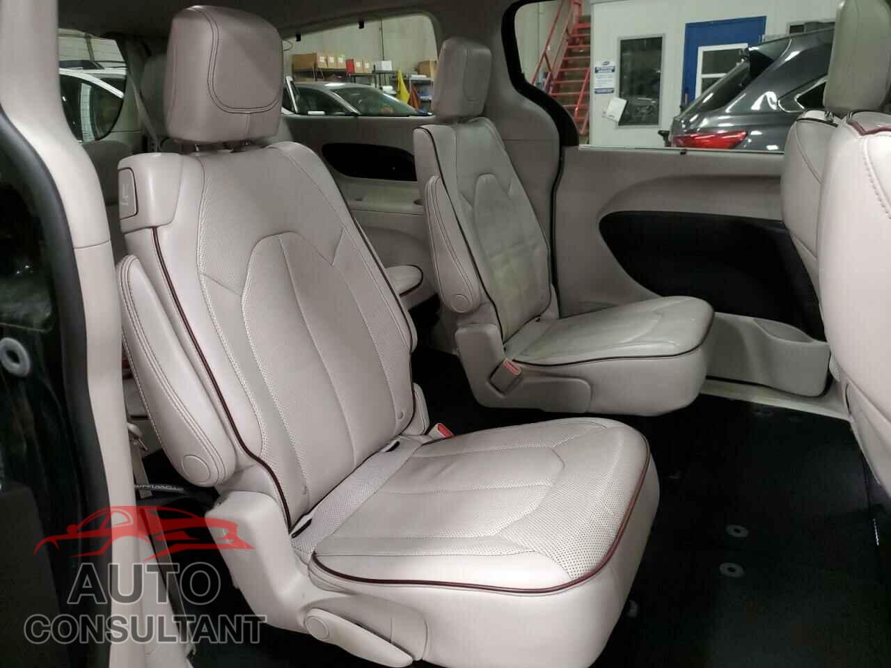CHRYSLER PACIFICA 2017 - 2C4RC1GG7HR504182
