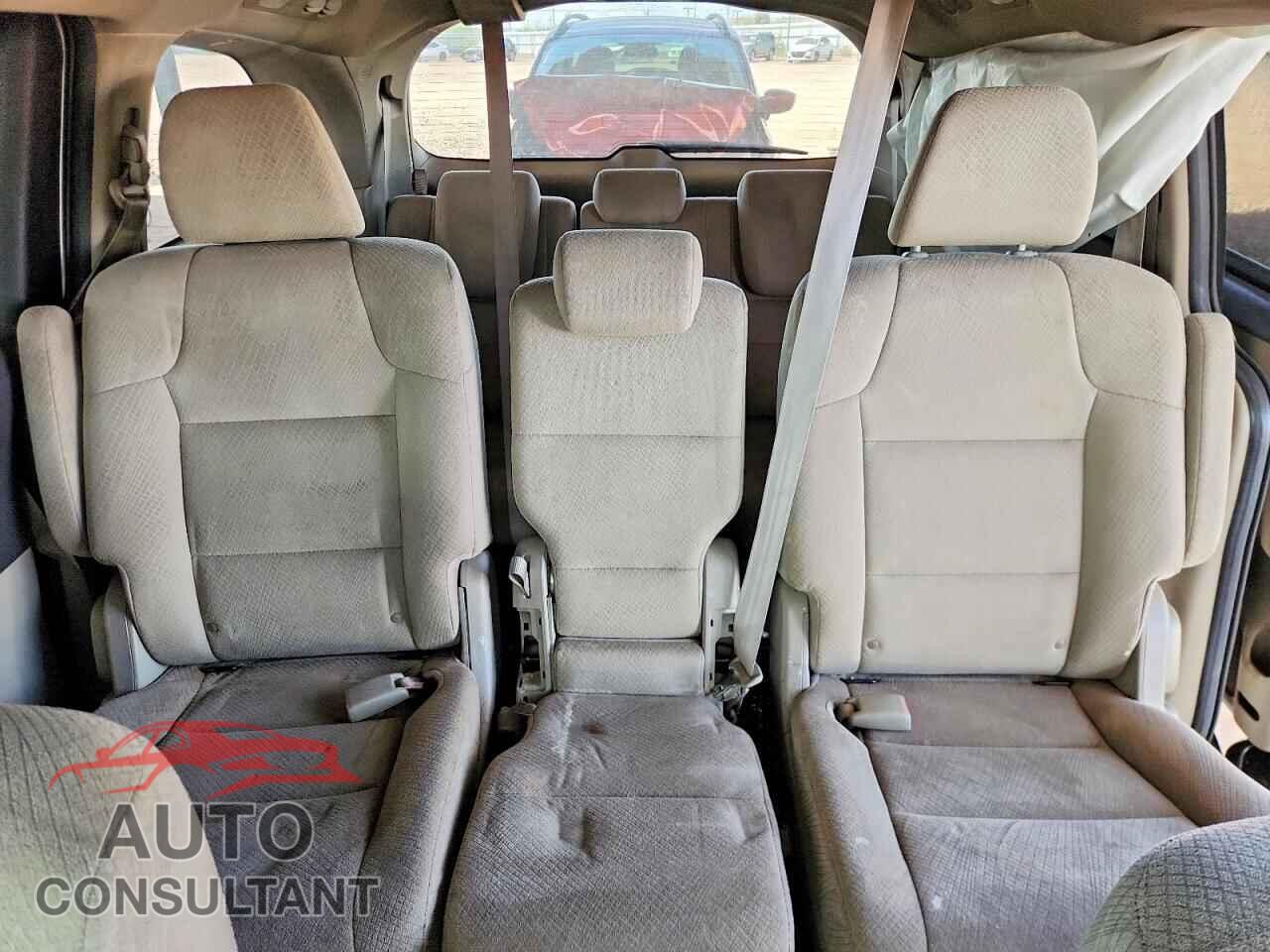 HONDA ODYSSEY 2015 - 5FNRL5H49FB068603