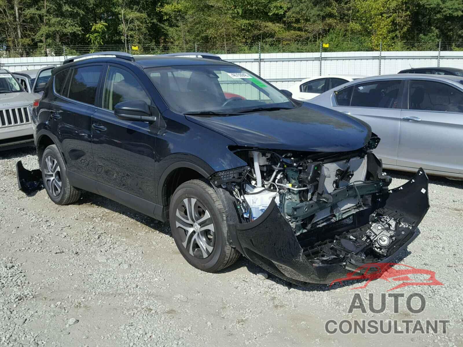 TOYOTA RAV4 LE 2018 - JTMZFREV7JJ187943