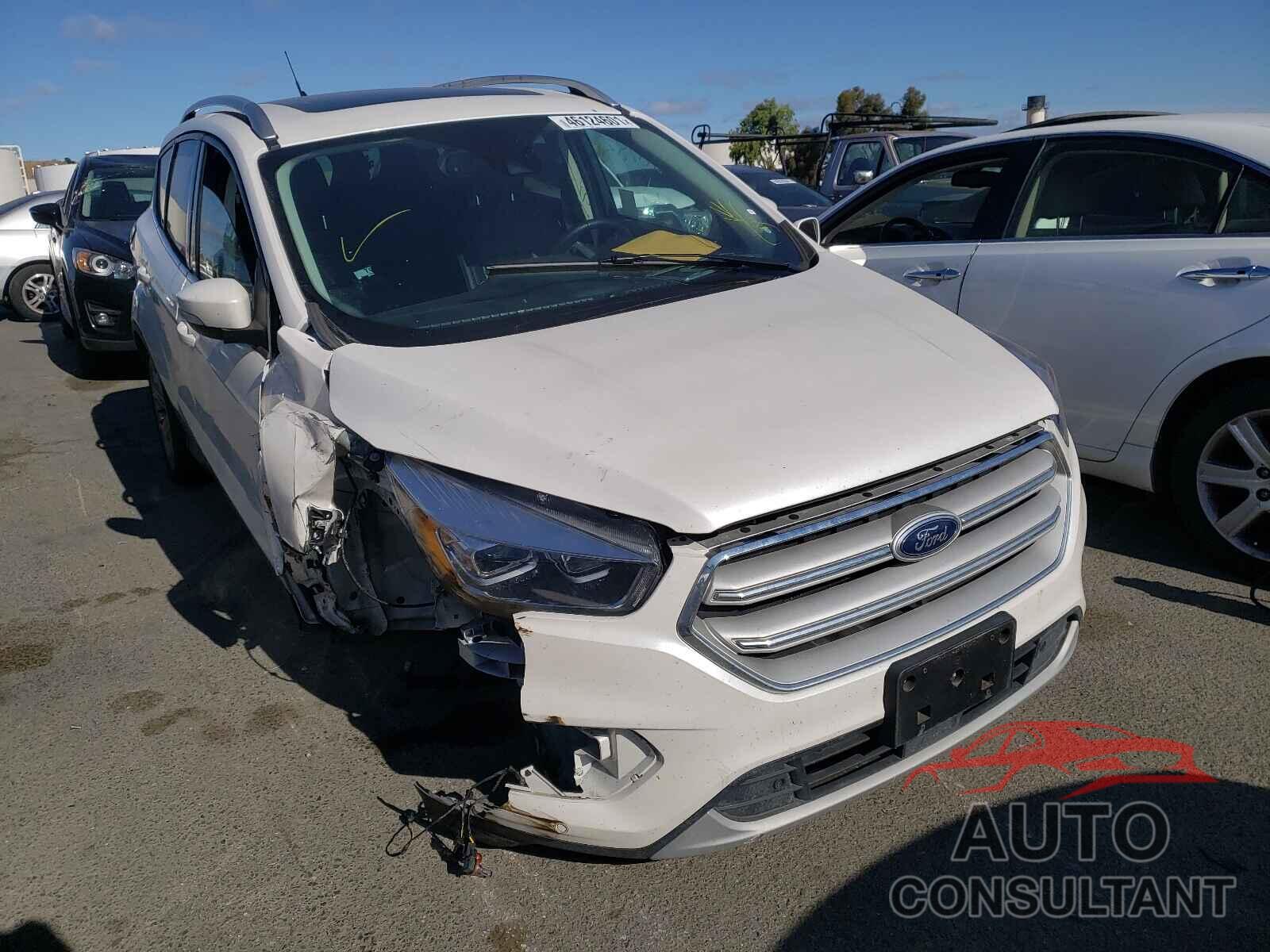 FORD ESCAPE 2018 - 1FMCU9J95JUC48995