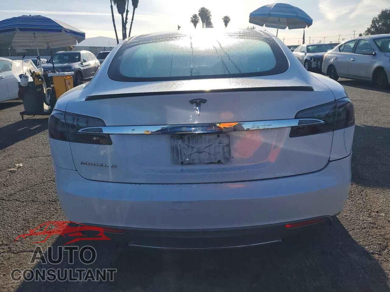 TESLA MODEL S 2012 - 5YJSA1DP4CFS01070