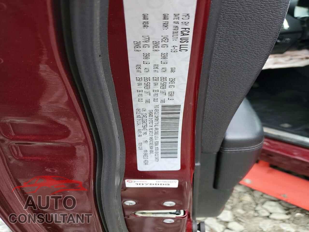 DODGE DURANGO 2019 - 1C4RDJDG6KC756443