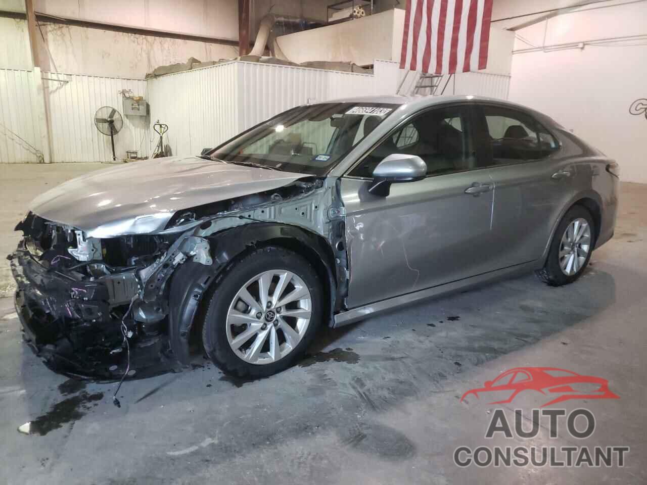 TOYOTA CAMRY 2022 - 4T1C11AK9NU059222