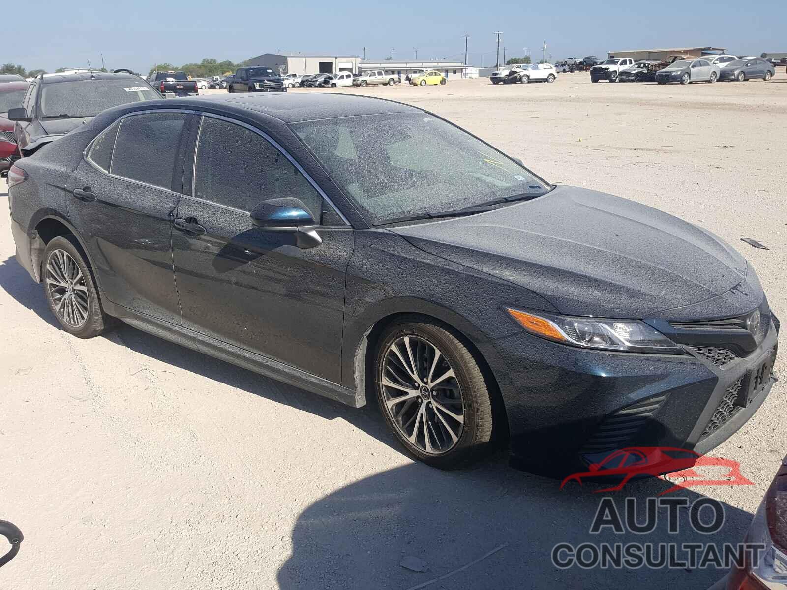 TOYOTA CAMRY 2020 - 4T1G11AK1LU930242