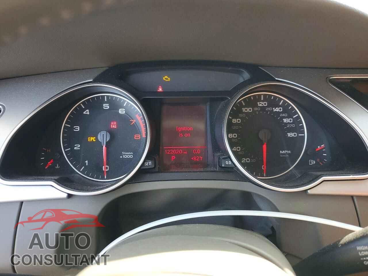 AUDI A5 2010 - WAULFAFR0AA073191