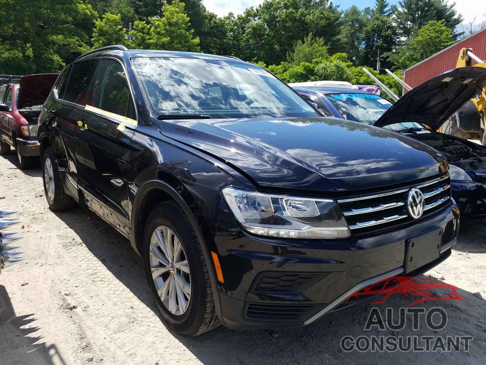 VOLKSWAGEN TIGUAN 2018 - 3VV2B7AX0JM074798