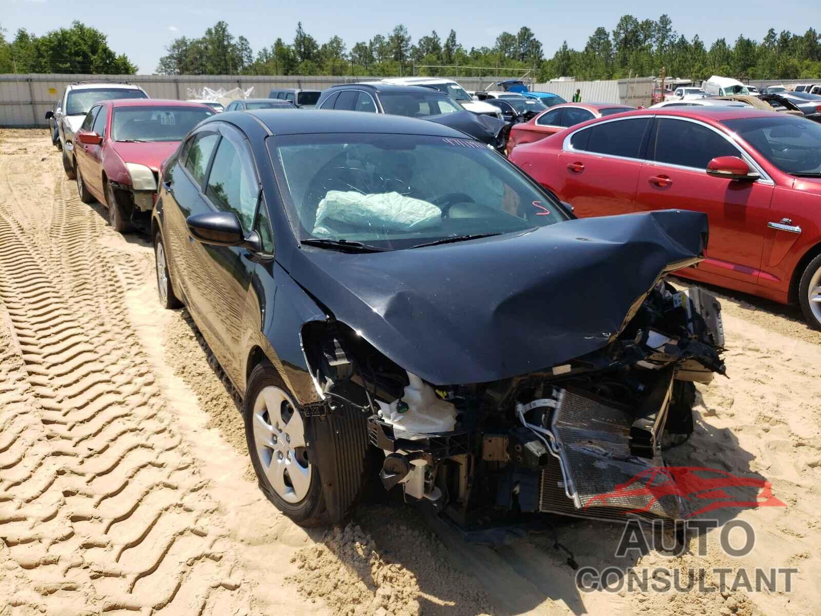 KIA FORTE 2018 - 3KPFL4A79JE182634