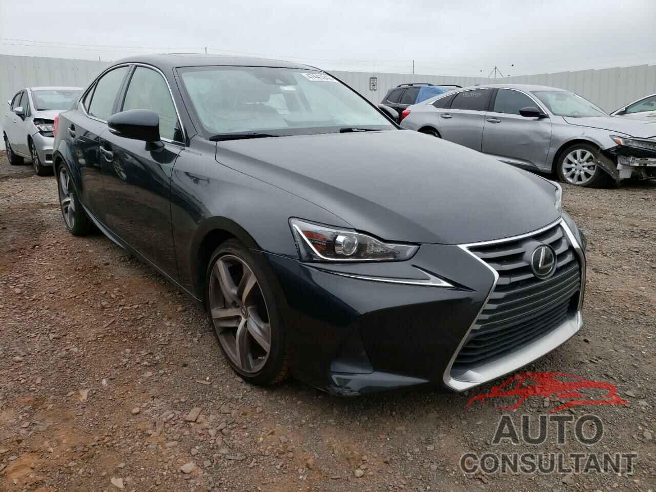 LEXUS IS 2018 - JTHC81D24J5027258