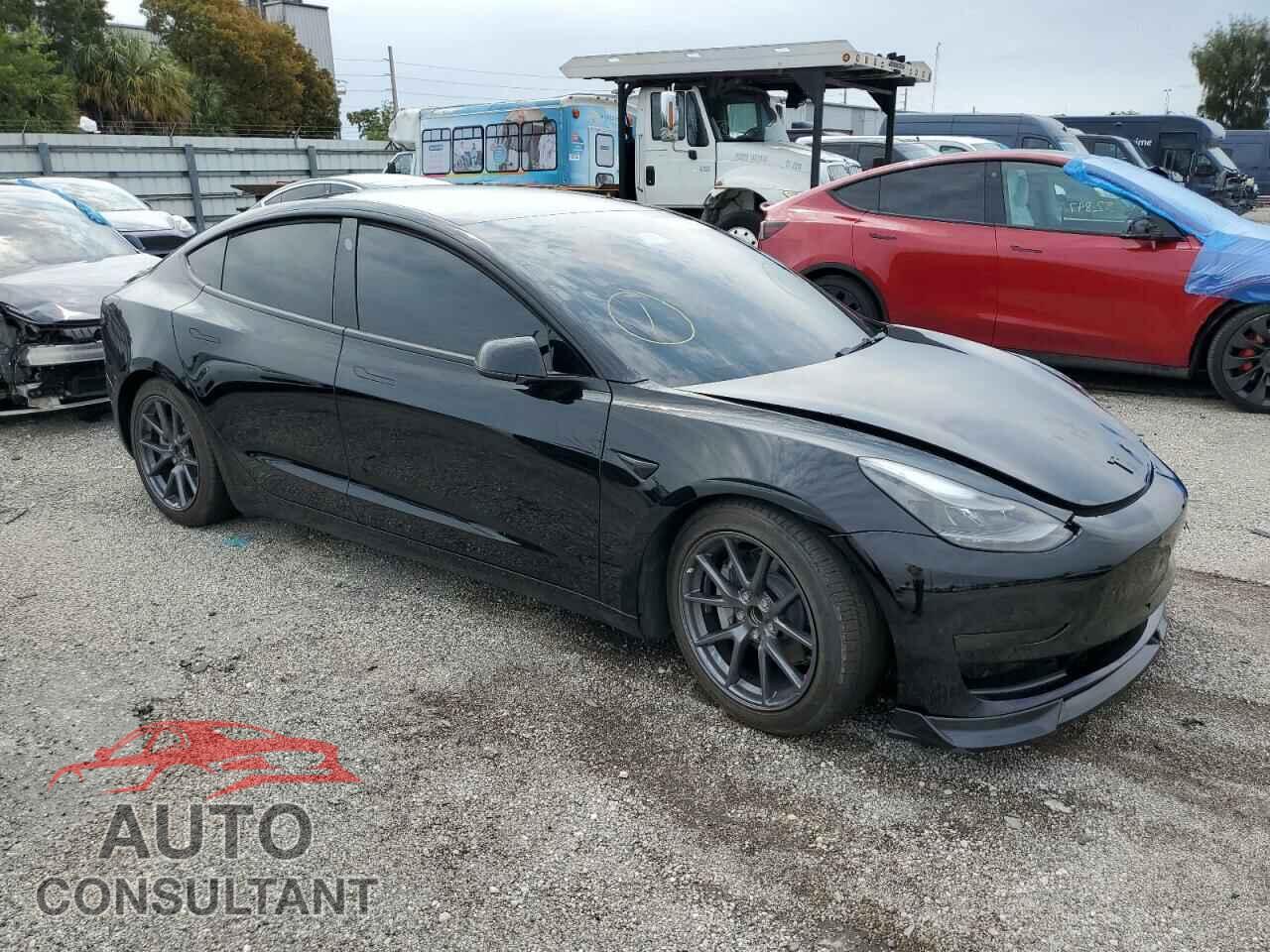 TESLA MODEL 3 2023 - 5YJ3E1EA2PF495769