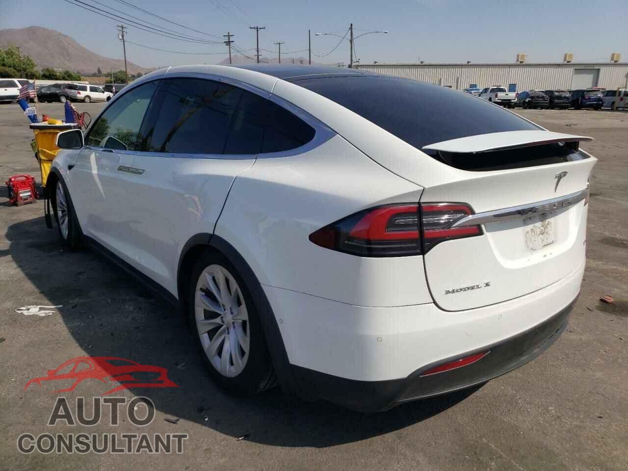 TESLA MODEL X 2017 - 5YJXCBE21HF066338