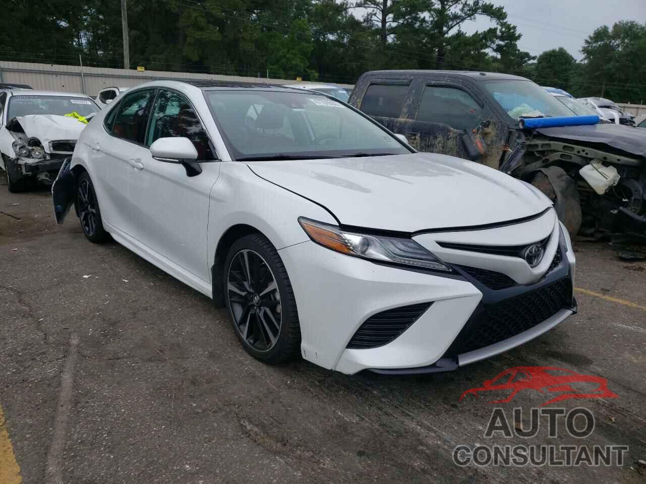 TOYOTA CAMRY 2019 - 4T1B61HK0KU699446
