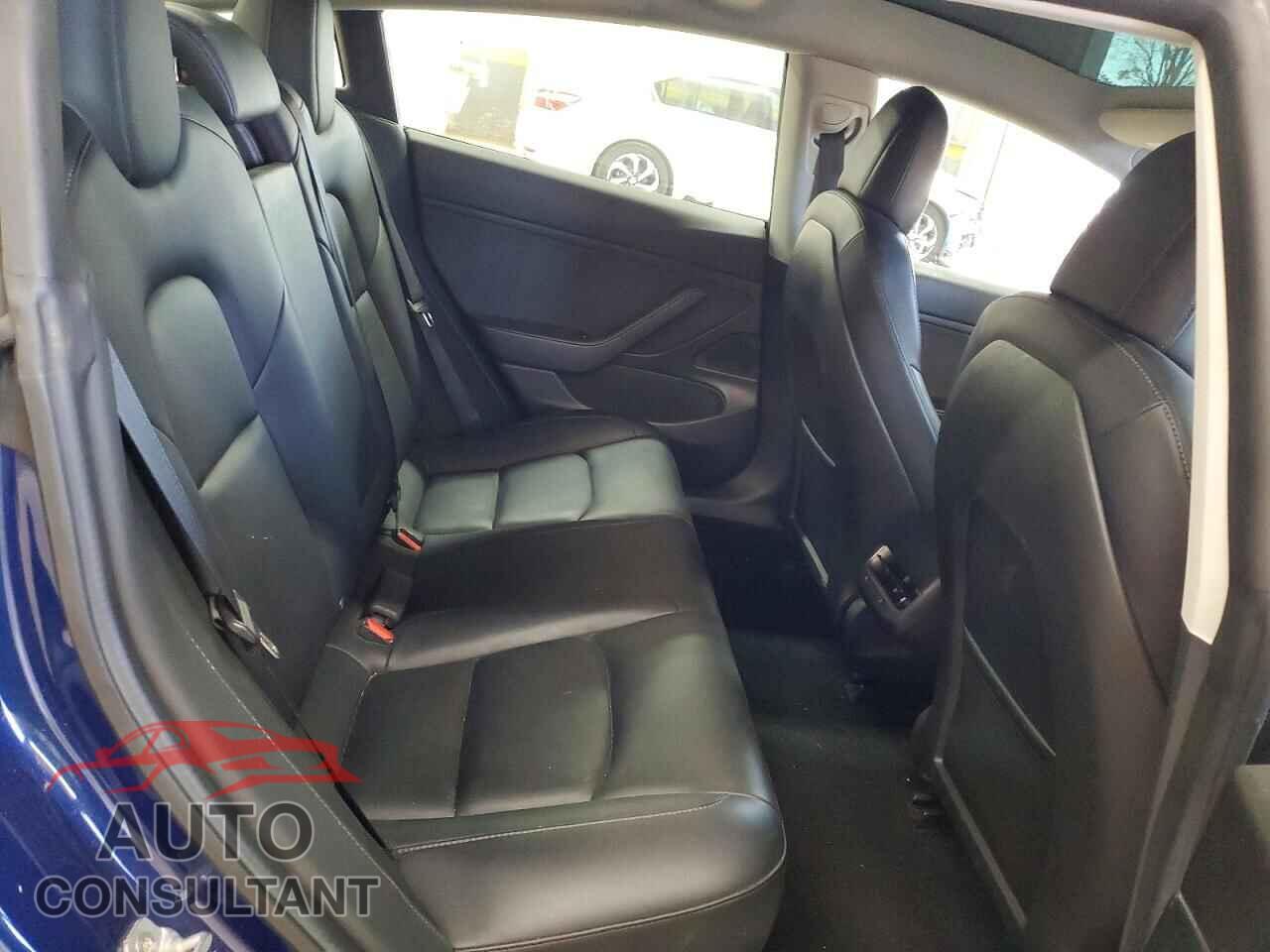 TESLA MODEL 3 2019 - 5YJ3E1EA9KF396858