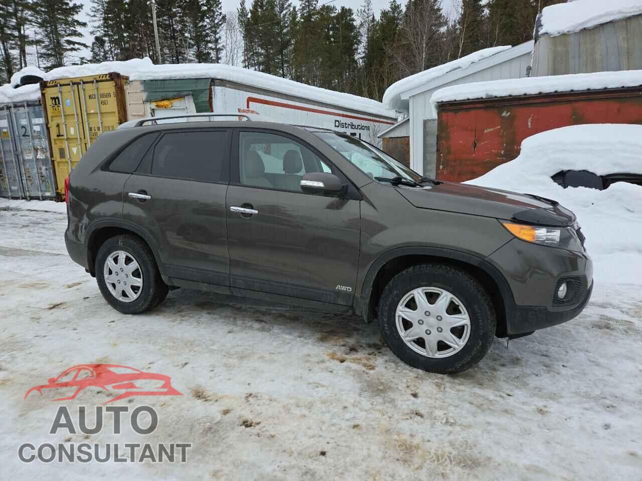KIA SORENTO 2012 - 5XYKUDA27CG277358