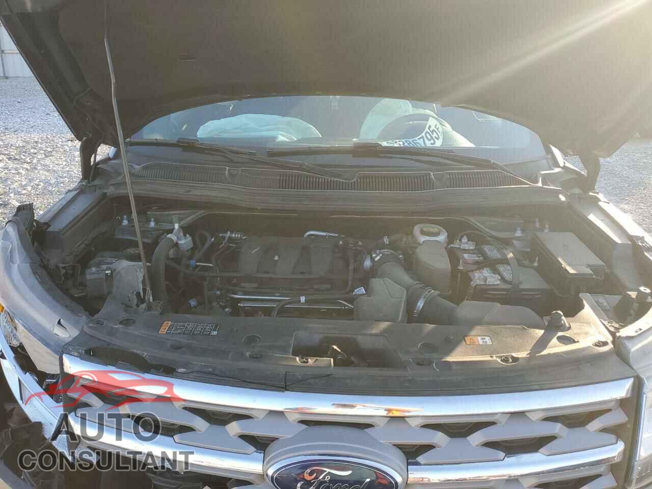 FORD EXPLORER 2018 - 1FM5K8D87JGA95000