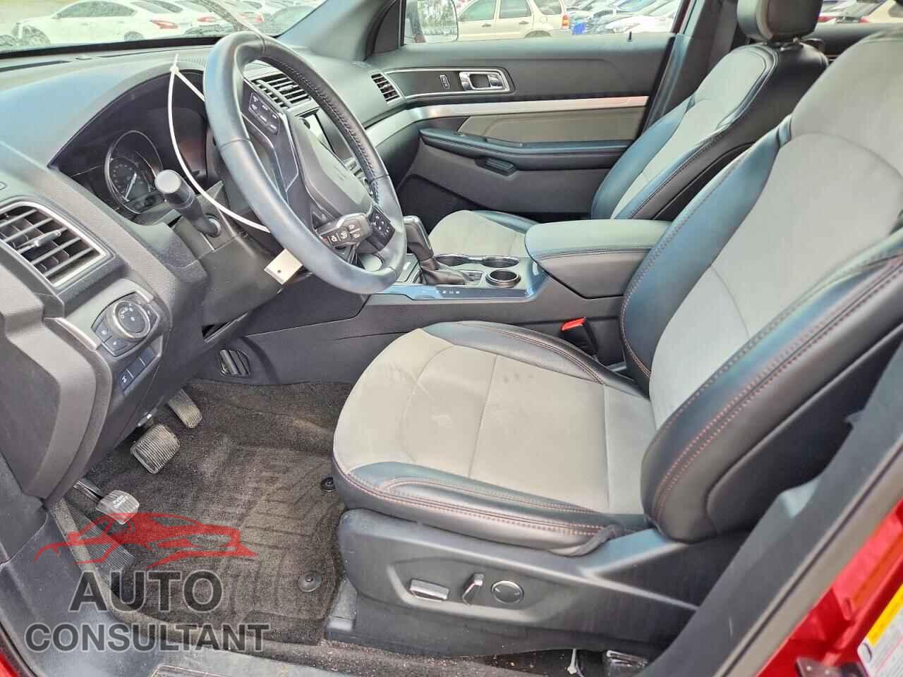 FORD EXPLORER 2017 - 1FM5K7D8XHGD95649