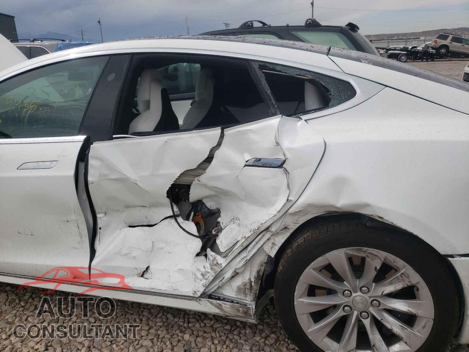 TESLA MODEL S 2017 - 5YJSA1E25HF178652