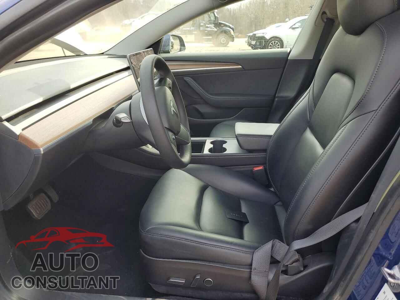 TESLA MODEL 3 2021 - 5YJ3E1EB2MF056446