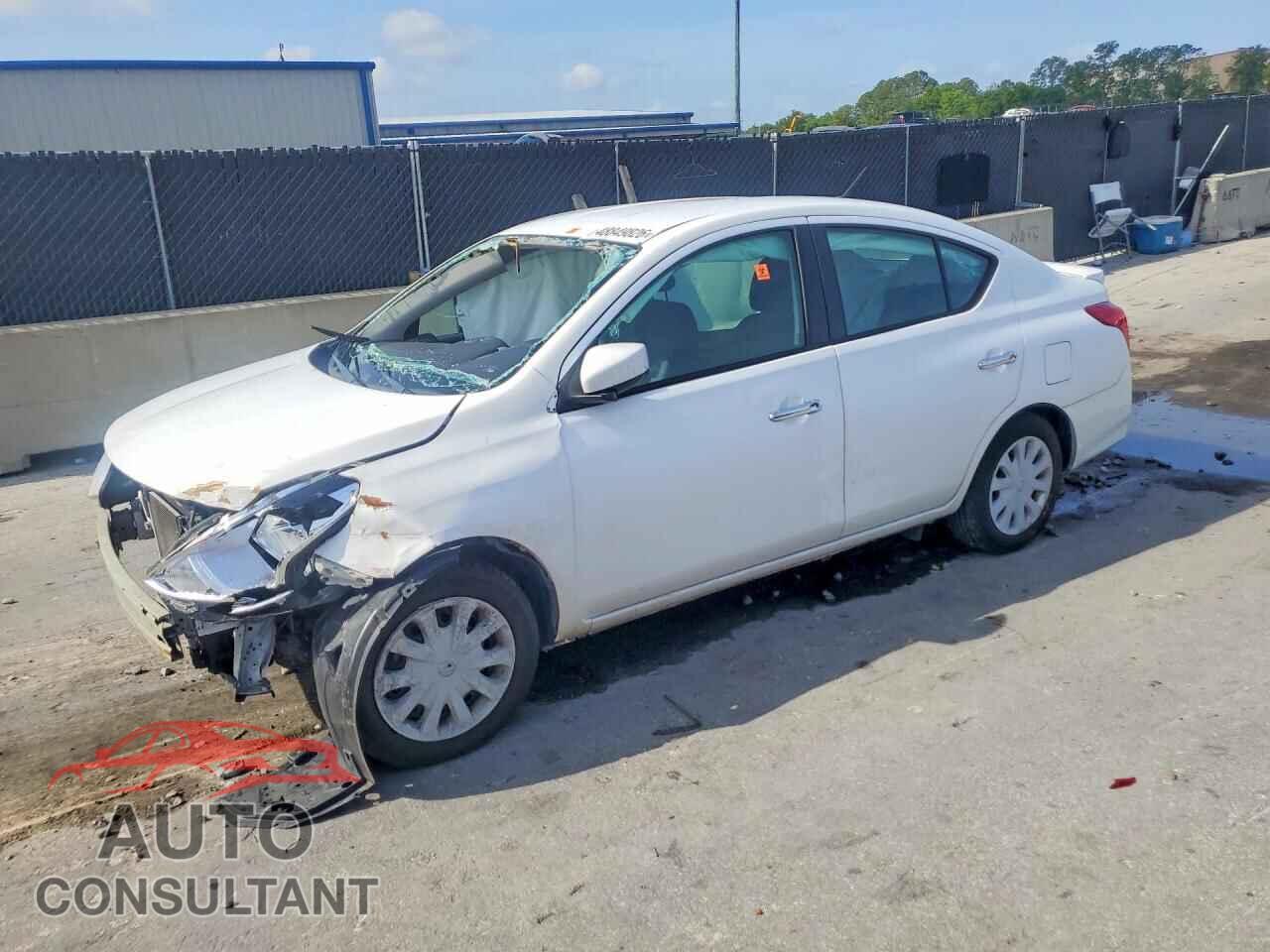 NISSAN VERSA 2019 - 3N1CN7AP3KL852810