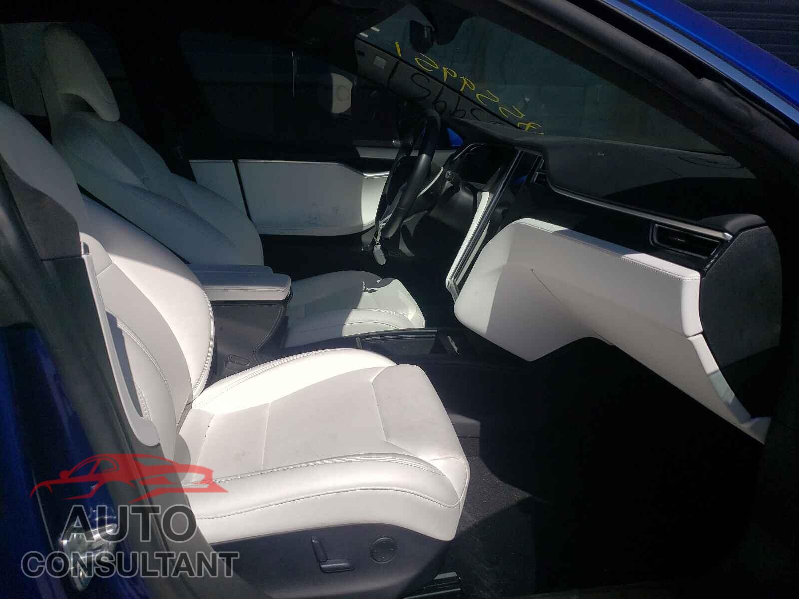 TESLA MODEL S 2017 - 5YJSA1E11HF209726