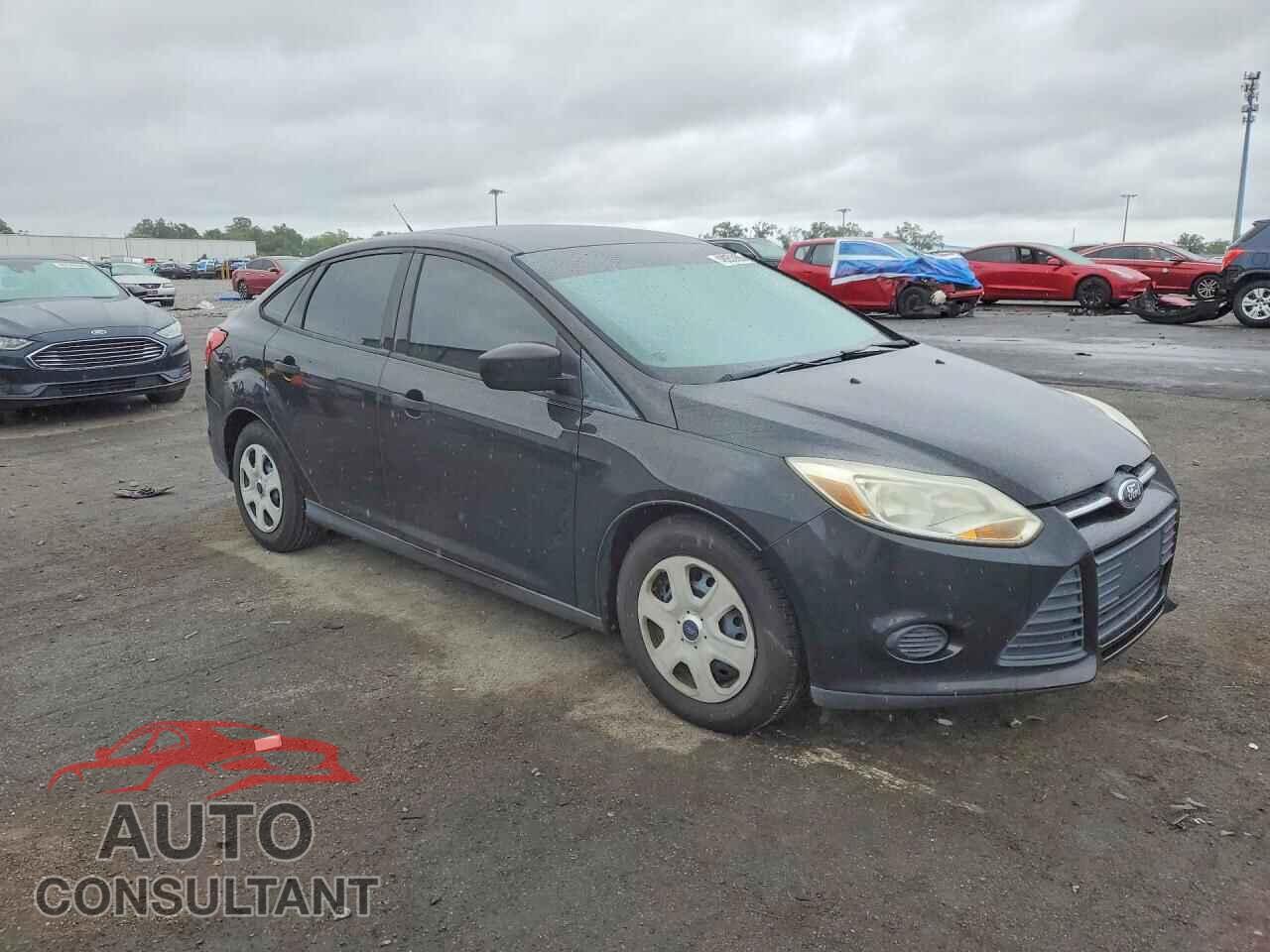 FORD FOCUS 2013 - 1FADP3E26DL312052