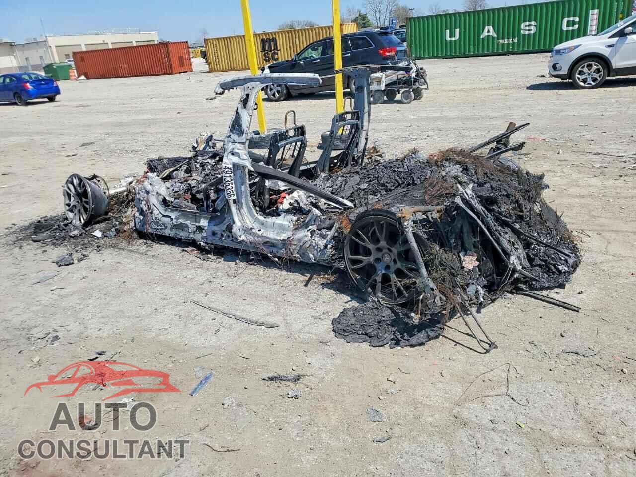 TESLA MODEL S 2023 - 5YJSA1E69PF525045