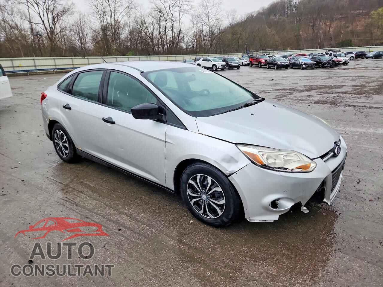 FORD FOCUS 2013 - 1FADP3E28DL181898